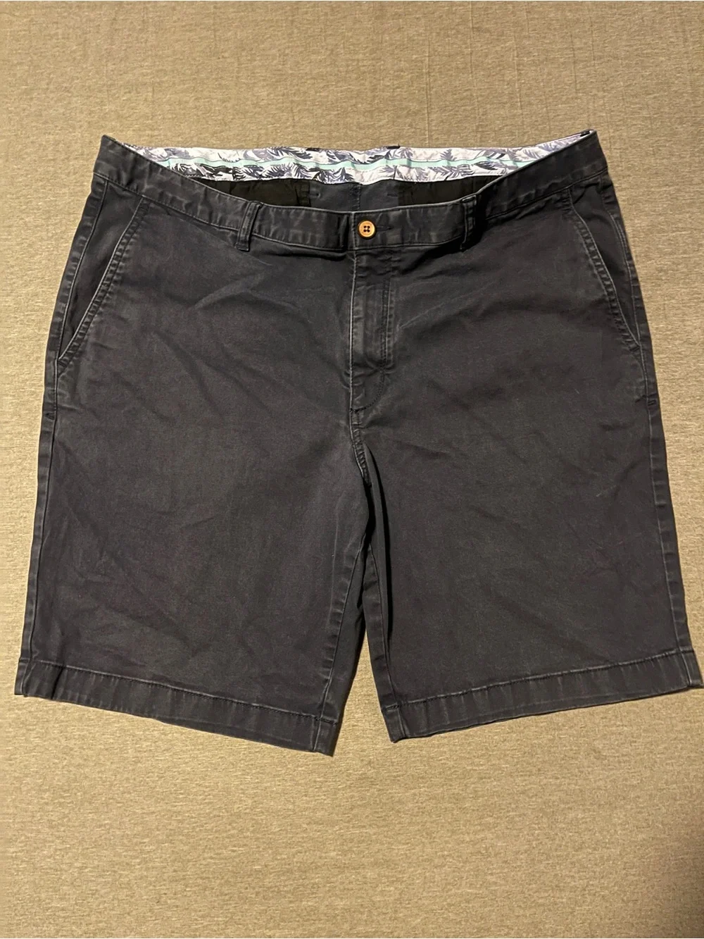 Tommy Bahama Men's Dark Navy Flat-Front Shorts